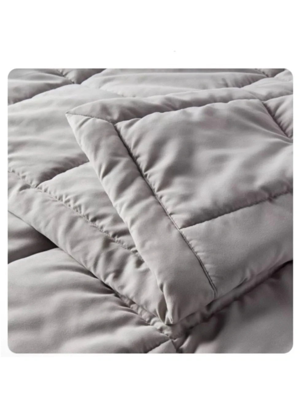 🆕- Room Essentials Quilted Down Alternative Blanket. Size: Twin/Twin XL